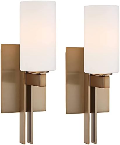 Possini Euro Design Ludlow Modern Wall Light Sconces Set de 2 alamă lustruită aur cablat 4 1/2 Fixture mată de sticlă albă