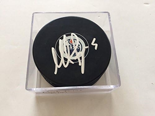 Mark Fayne a semnat pucul de hochei Edmonton Oilers semnat pucurile NHL B-autografate
