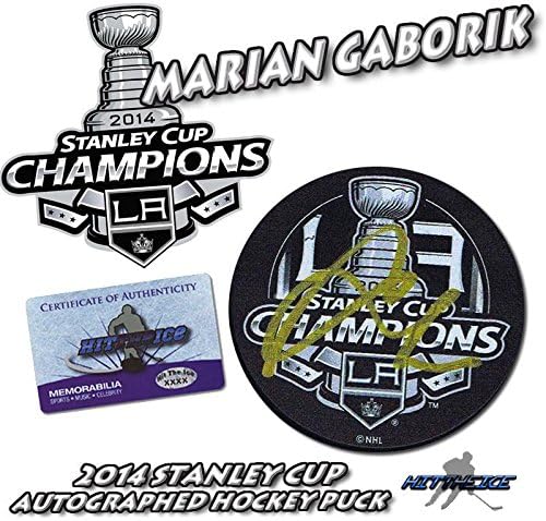MARIAN GABORIK a semnat pucul Campionilor Cupei la KINGS din 2014 cu pucurile NHL autografate de COA